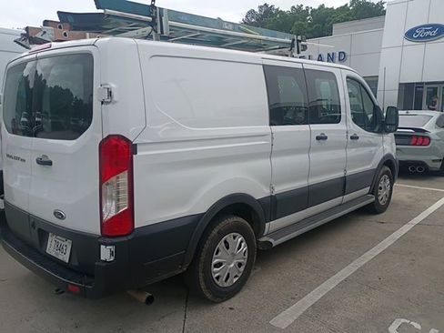 Used 2022 Ford Transit 250 Low Roof w/ Exterior Upgrade Package RWD image 7