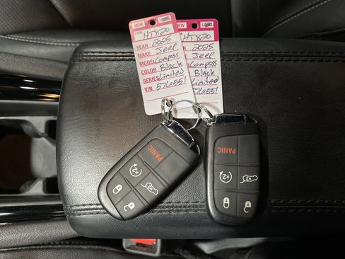 Used 2025 Jeep Compass Limited w/ Elite Group image 26