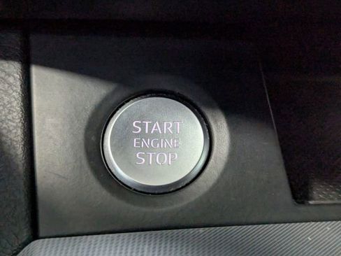 Used 2020 Audi Q5 2.0T Premium w/ Titanium Sport Package image 22