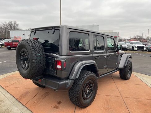 Used 2021 Jeep Wrangler Unlimited Rubicon w/ Xtreme Recon 35" Tire Package image 19
