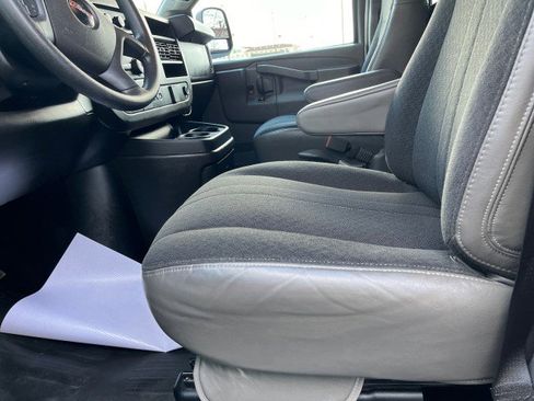 Used 2020 GMC Savana 2500 w/ Driver Convenience Package image 16