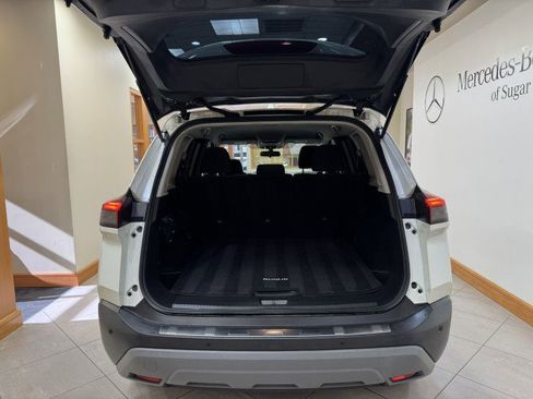 Used 2022 Nissan Rogue SV image 20