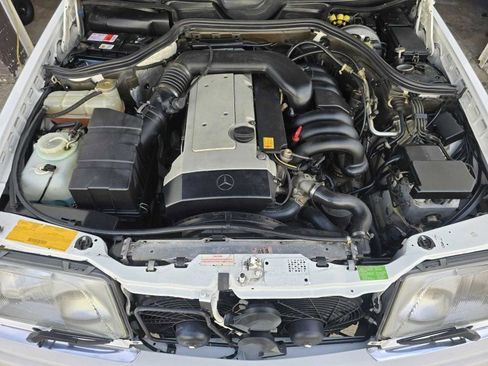 Used 1995 Mercedes-Benz E 320 Convertible image 11