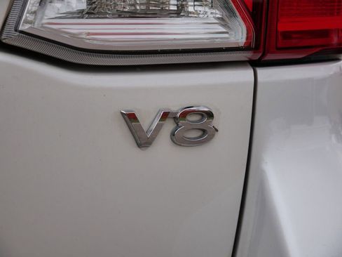 Used 2015 Toyota Land Cruiser image 78