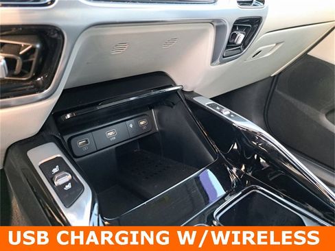 Used 2023 Kia Sorento SX Prestige image 14