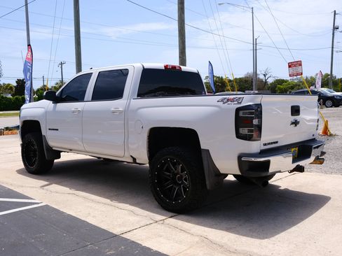 Used 2018 Chevrolet Silverado 1500 LT w/ All Star Edition AWD/4WD image 7