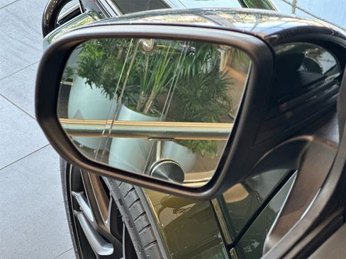 New 2025 Mercedes-Benz G 63 AMG 4MATIC image 9