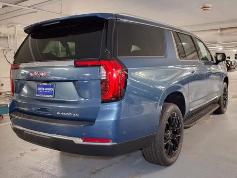 New 2026 GMC Yukon XL Elevation AWD/4WD image 8