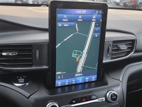 Used 2020 Ford Explorer ST w/ Premium Technology Package image 18