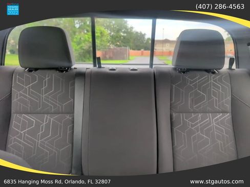 Used 2017 Toyota Tacoma TRD Sport w/ Premium & Technology Package AWD/4WD image 28