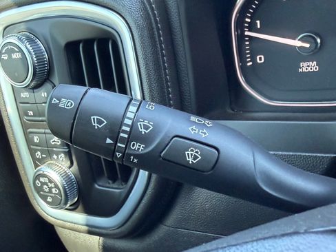 Used 2022 GMC Sierra 3500 Denali AWD/4WD image 29