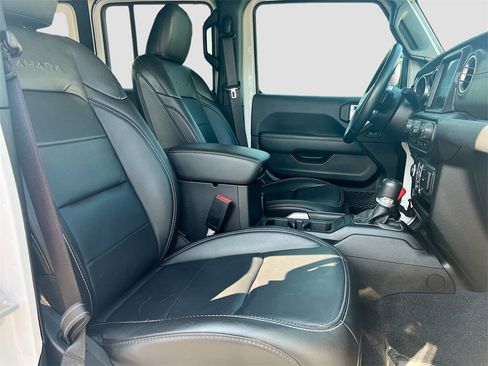 Used 2021 Jeep Wrangler Unlimited Sahara image 26