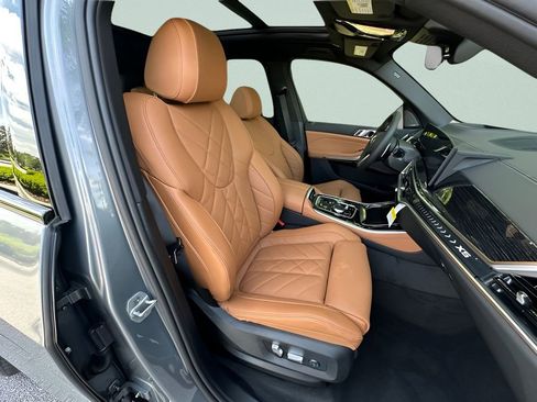 New 2026 BMW X5 xDrive50e w/ M Sport Package image 23