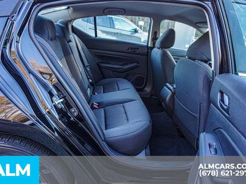 Used 2025 Nissan Altima 2.5 SV image 22