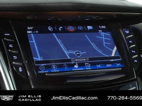 Used 2020 Cadillac Escalade ESV Luxury AWD/4WD image 15