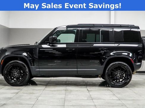 Used 2025 Land Rover Defender 110 S AWD/4WD image 10