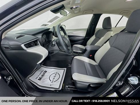 Used 2024 Toyota Corolla LE FWD image 19