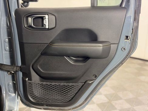Certified 2025 Jeep Wrangler Unlimited Sahara w/ Safety Group AWD/4WD image 36