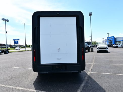 Used 2024 Chevrolet Brightdrop 600 w/ Commercial Equipment Package AWD/4WD image 7