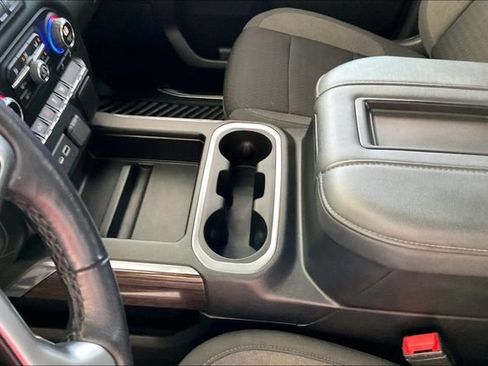 Used 2021 Chevrolet Silverado 1500 RST AWD/4WD image 13