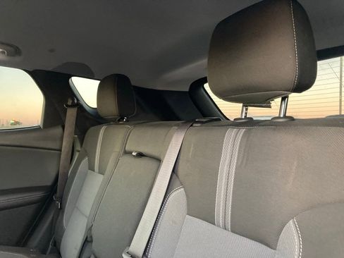 Used 2023 Chevrolet Blazer LT image 11