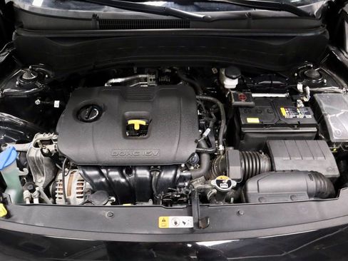 Used 2023 Kia Seltos LX image 16