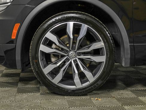 Used 2021 Volkswagen Tiguan SEL Premium R-Line w/ 3rd Row Seat Package AWD/4WD image 25