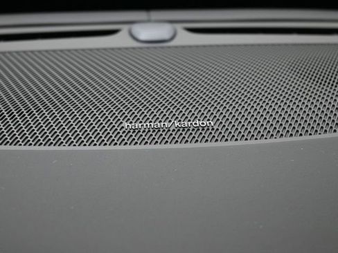 New 2026 Volvo XC90 B6 Ultra w/ Protection Package image 31