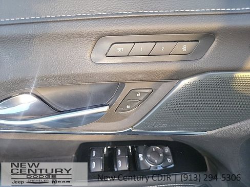 Used 2023 Cadillac CT4 V Blackwing w/ Driver Assist Package image 8