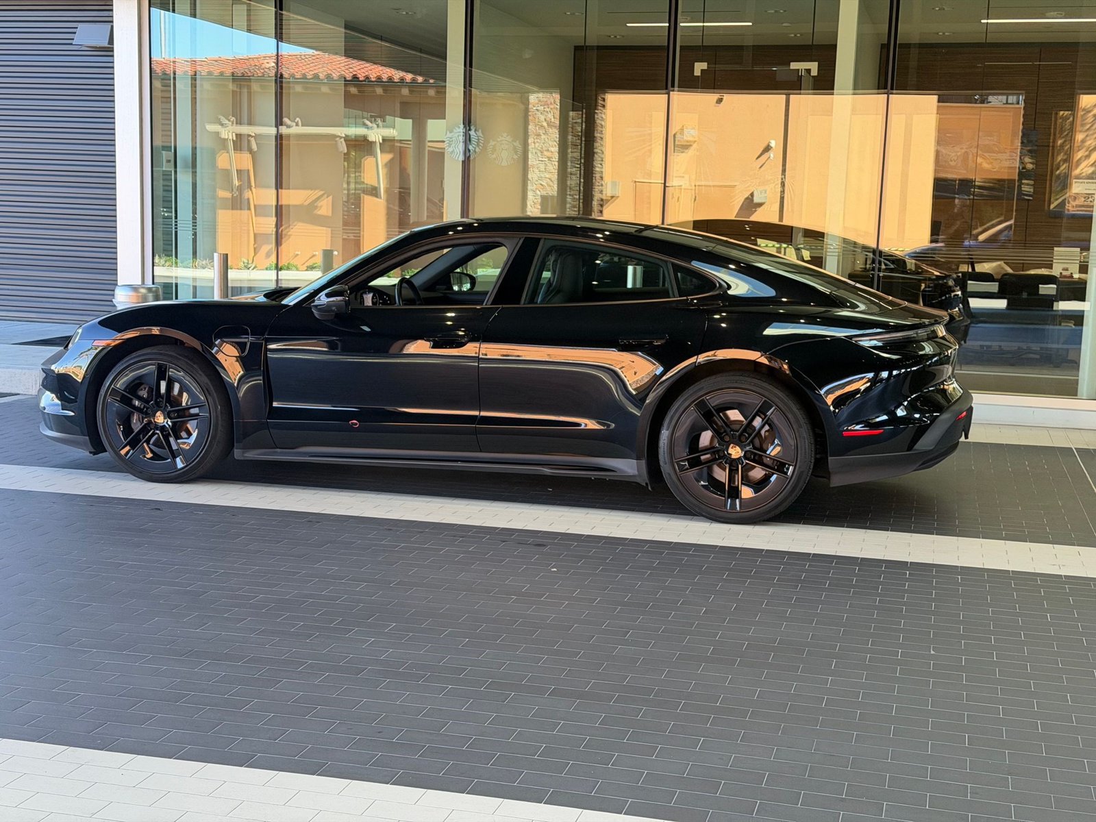 Certified 2025 Porsche Taycan w/ Premium Package RWD image 8