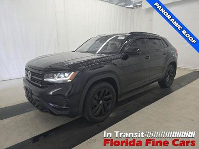 Used 2023 Volkswagen Atlas Cross Sport SE w/ Panoramic Sunroof Package