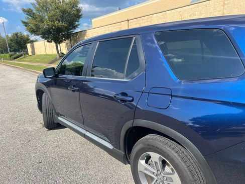 Used 2025 Honda Pilot EX-L image 5