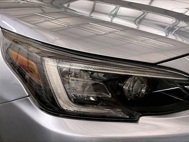 Used 2021 Subaru Outback Premium AWD/4WD image 27