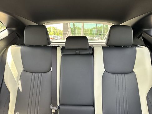Used 2024 Lexus NX 250 FWD image 18