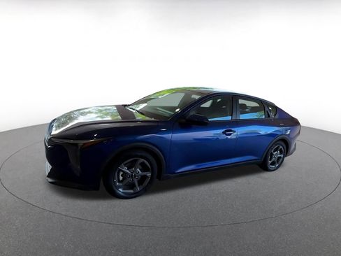 Used 2025 Kia K4 LXS FWD image 7