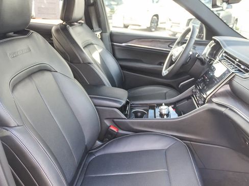 Used 2024 Jeep Grand Cherokee Overland w/ Trailer Tow Package image 20