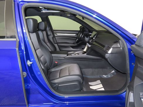 Used 2020 Honda Accord Sport image 30