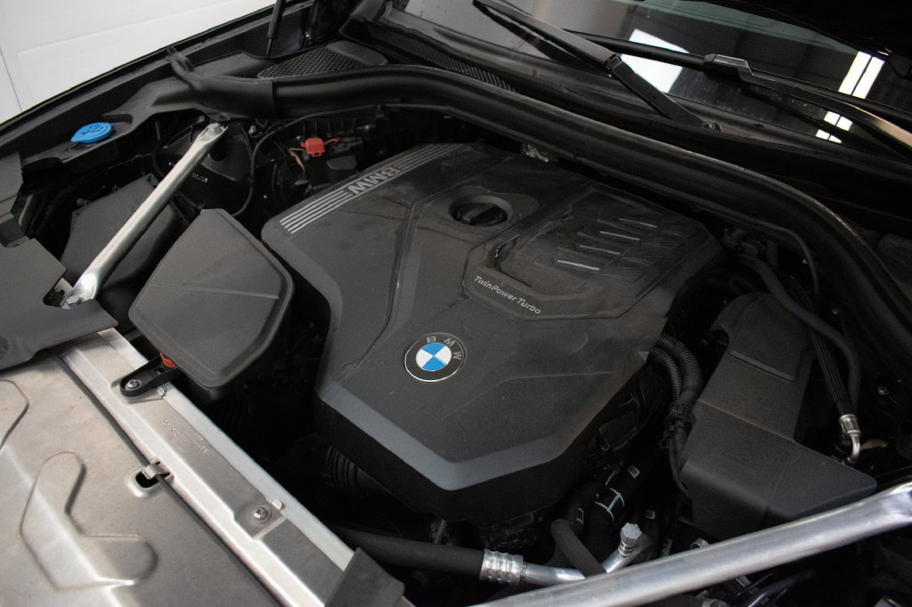 Used 2024 BMW X3 xDrive30i w/ Premium Package w/ZPA AWD/4WD image 10