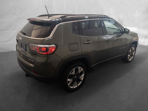 Used 2019 Jeep Compass Limited w/ Safety & Security Group image 10