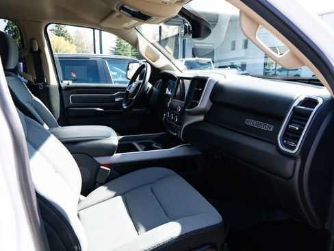 Used 2020 RAM 1500 Big Horn AWD/4WD image 24