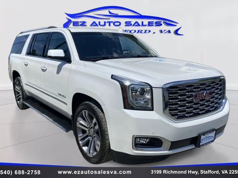 Used 2018 GMC Yukon XL Denali w/ Denali Ultimate Package AWD/4WD image 3