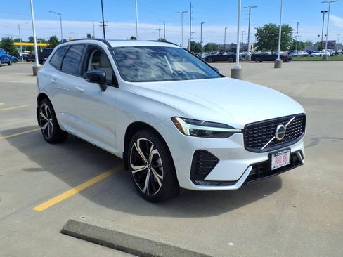 Used 2023 Volvo XC60 B6 Ultimate w/ Climate Package AWD/4WD image 6