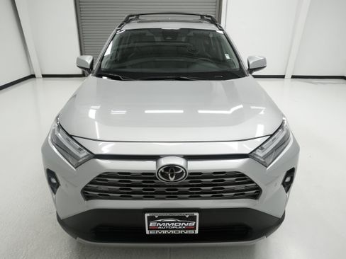 Used 2023 Toyota RAV4 Limited FWD image 2