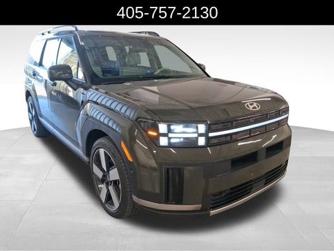 Used 2024 Hyundai Santa Fe Limited image 2