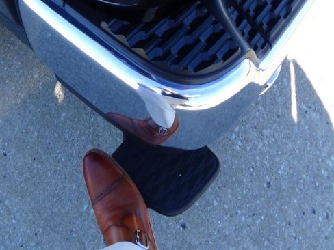 Used 2025 RAM 1500 Big Horn image 9