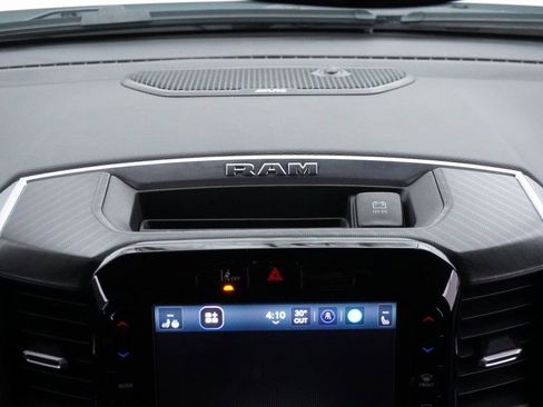 Used 2025 RAM 1500 Big Horn AWD/4WD image 36