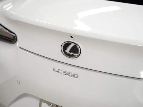 Used 2025 Lexus LC 500 Coupe image 23