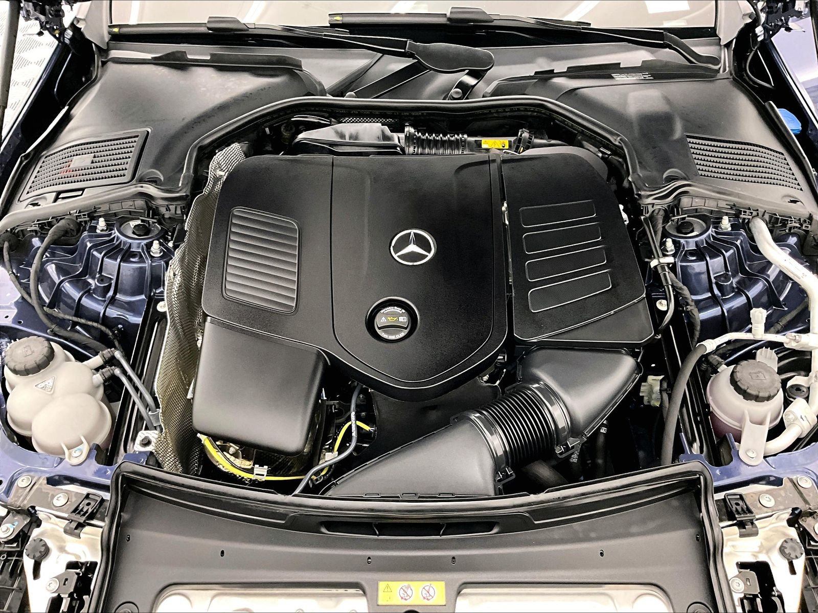 Used 2026 Mercedes-Benz C 300 Sedan image 9