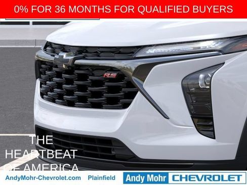 New 2026 Chevrolet Trax RS w/ Sunroof Package FWD image 17