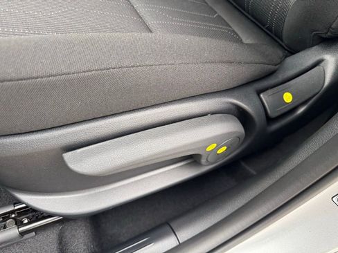 New 2026 Hyundai Venue SE image 19